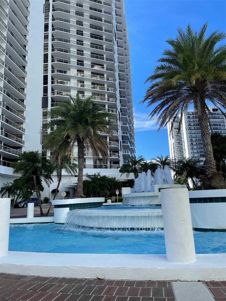 Small Image of 20281 EAST COUNTRY CLUB DR #2405, Aventura Number 41