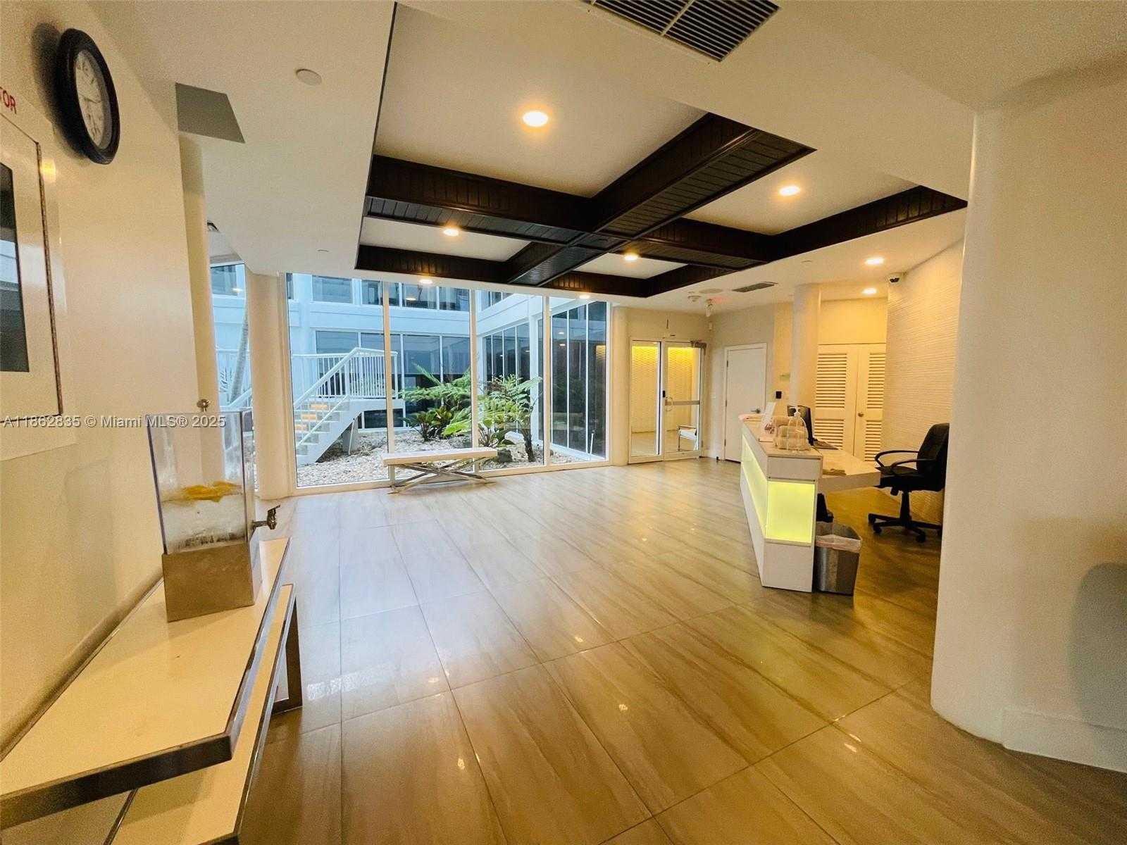 Small Image of 20281 EAST COUNTRY CLUB DR #2405, Aventura Number 44