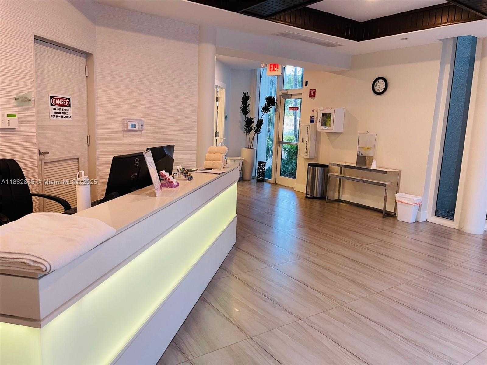 Small Image of 20281 EAST COUNTRY CLUB DR #2405, Aventura Number 58