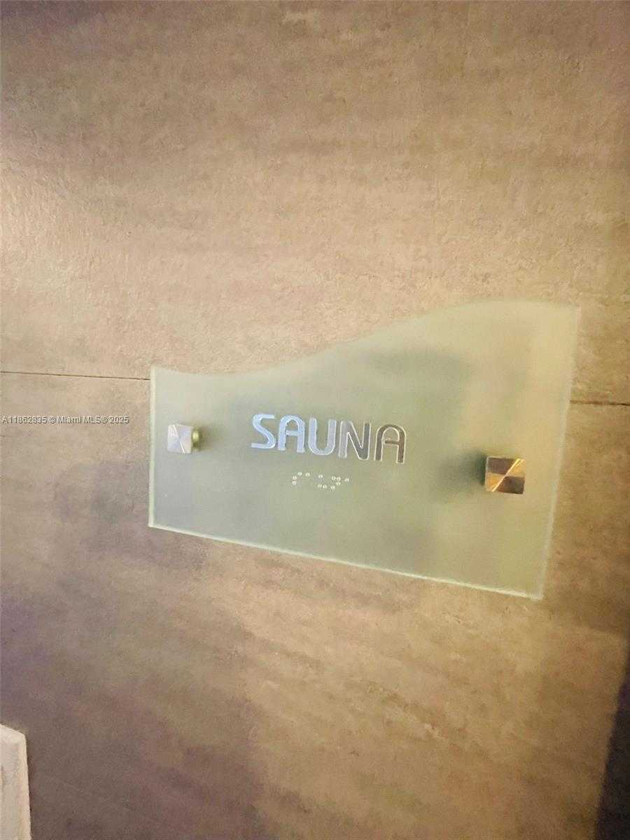 Small Image of 20281 EAST COUNTRY CLUB DR #2405, Aventura Number 66