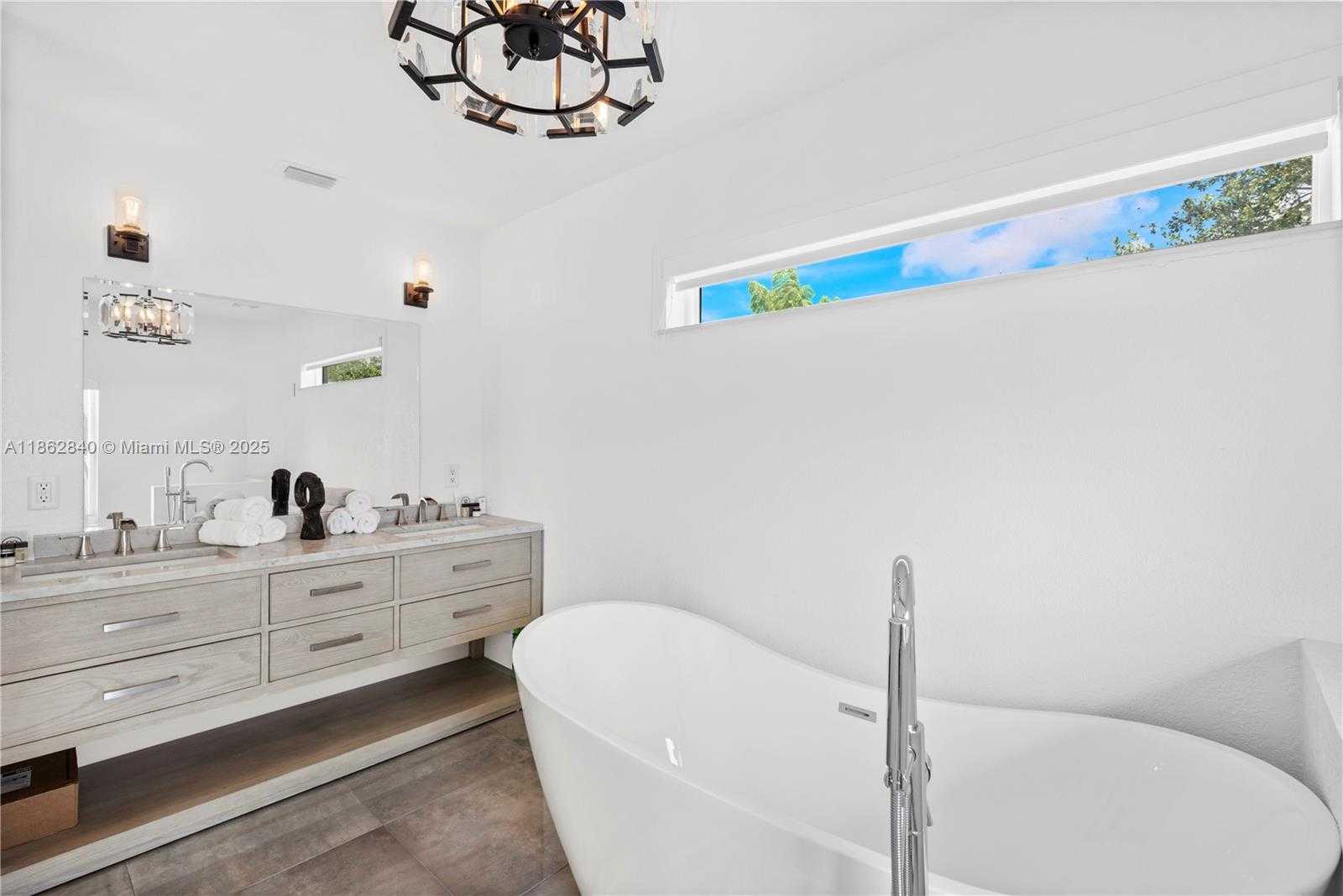 Small Image of 1617 SOUTH WEST 17TH AVE, Fort Lauderdale Number 17