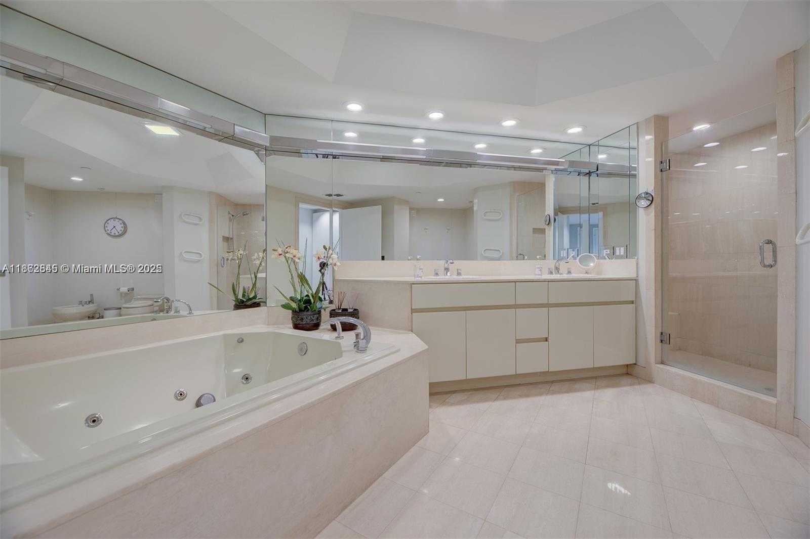 Small Image of 3000 EAST ISLAND BLVD #801, Aventura Number 17