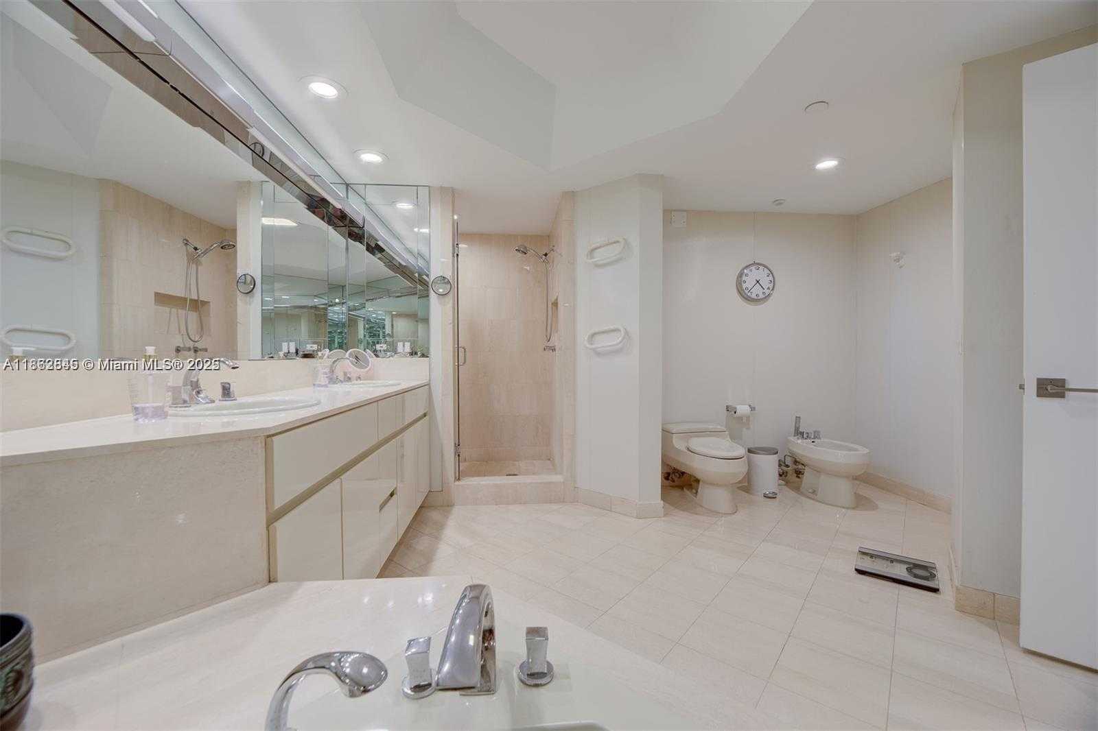 Small Image of 3000 EAST ISLAND BLVD #801, Aventura Number 18