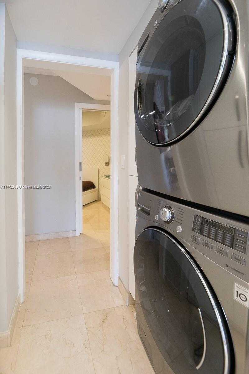 Small Image of 3000 EAST ISLAND BLVD #801, Aventura Number 25