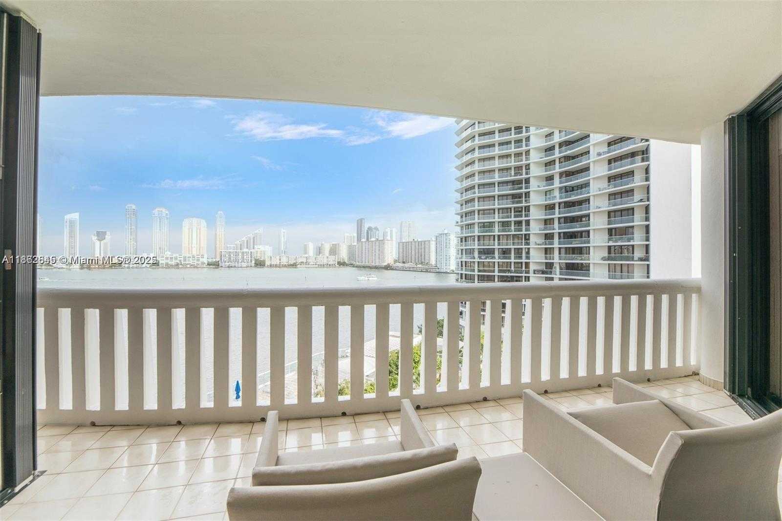 Small Image of 3000 EAST ISLAND BLVD #801, Aventura Number 26