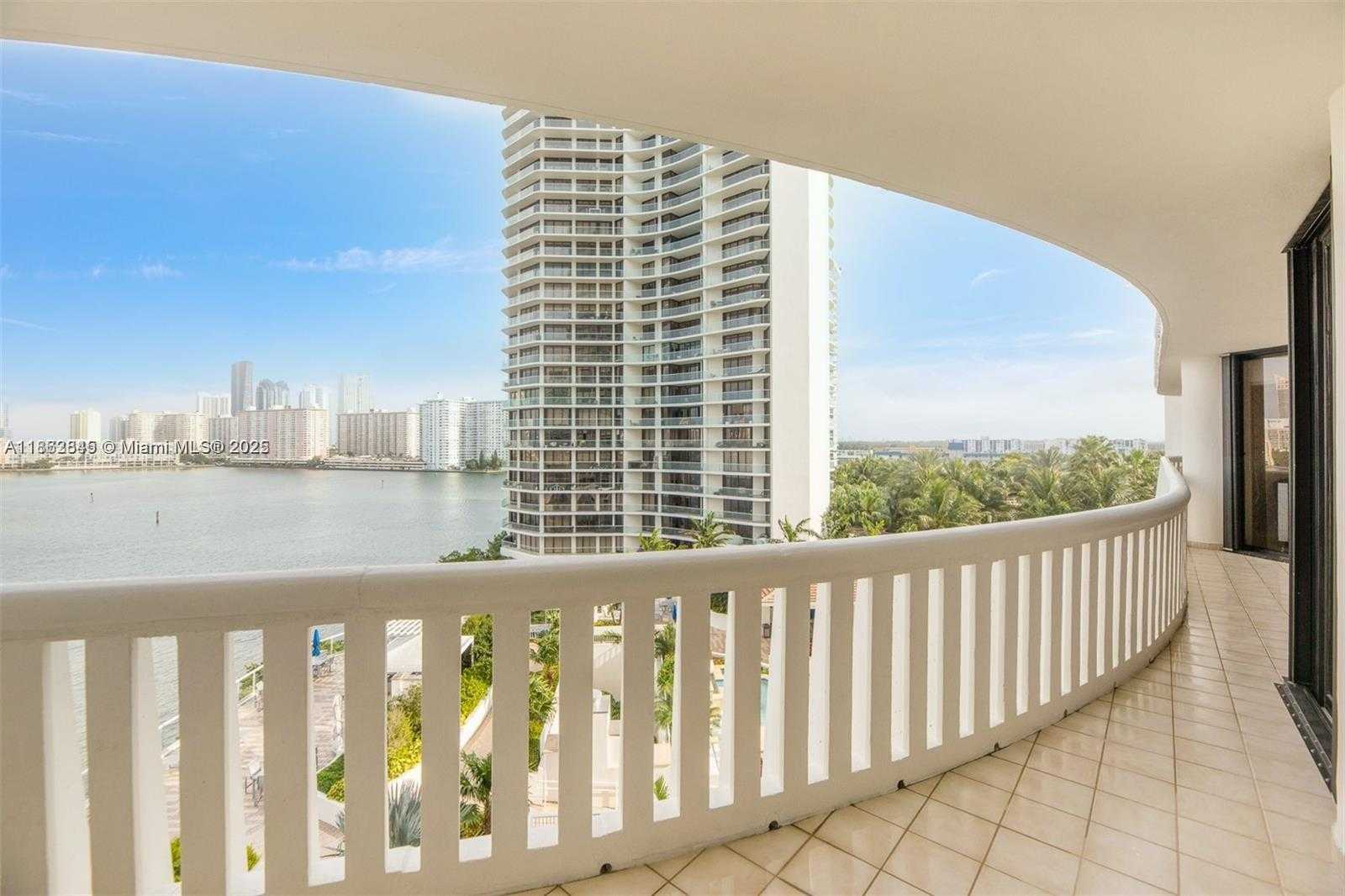 Small Image of 3000 EAST ISLAND BLVD #801, Aventura Number 29