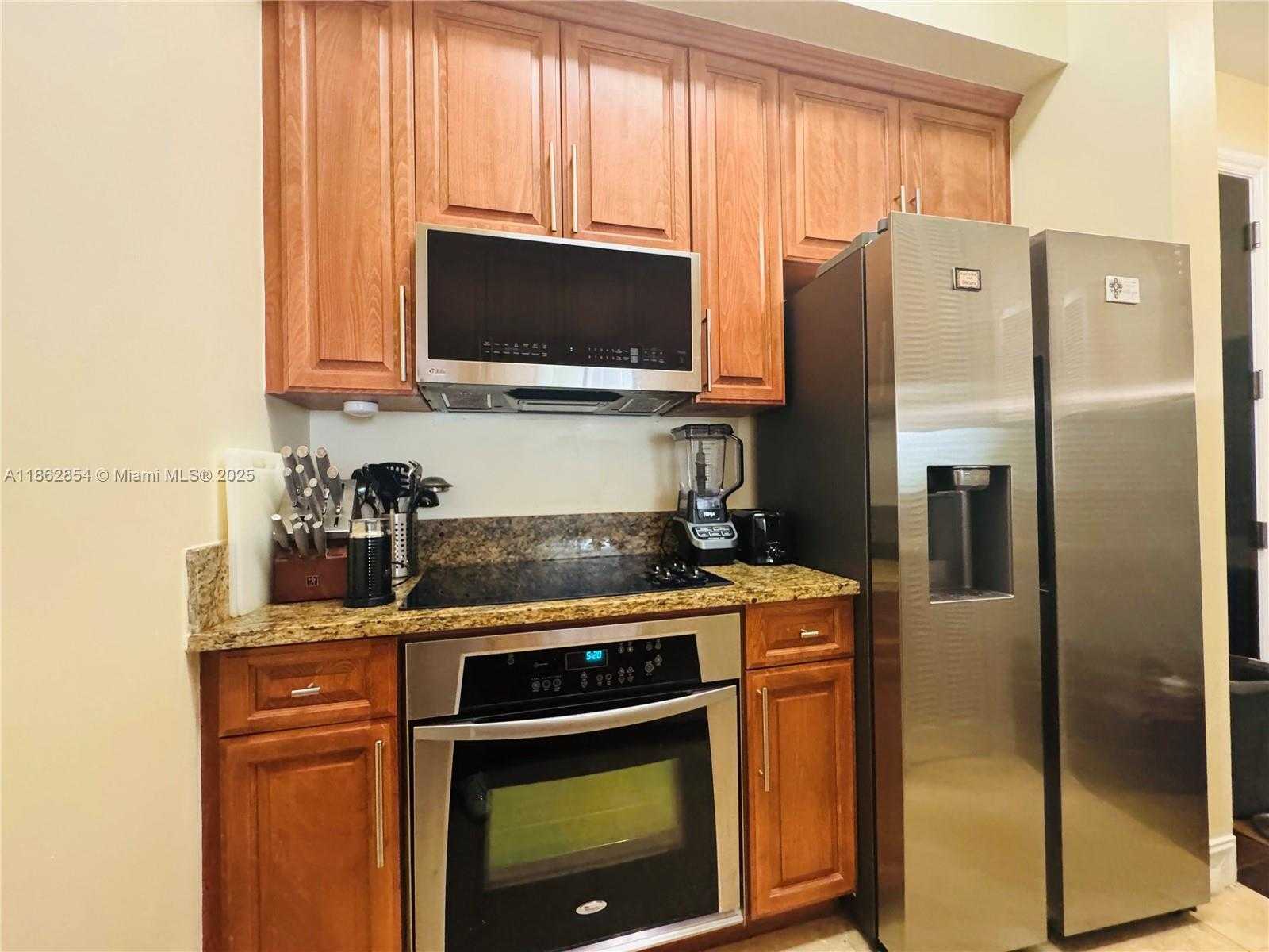 Small Image of 1805 PONCE DE LEON BLVD #526, Coral Gables Number 12
