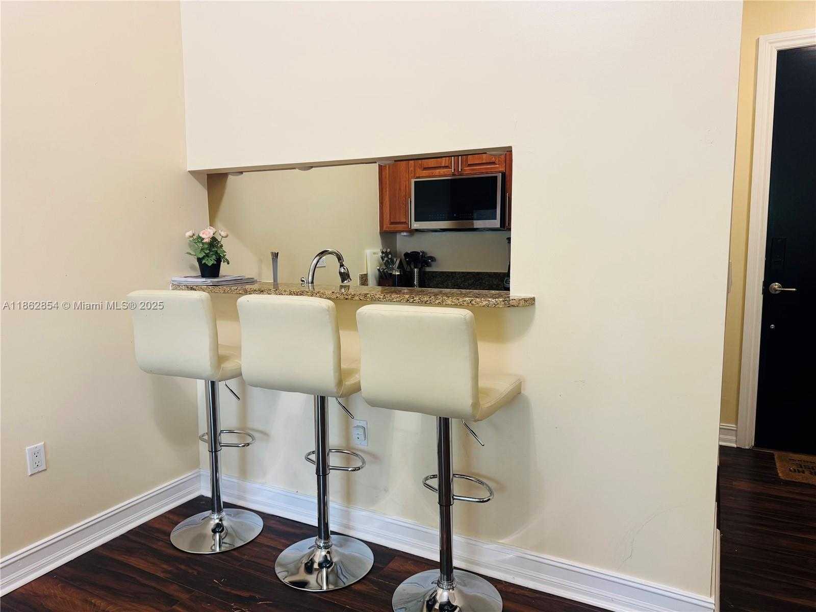 Small Image of 1805 PONCE DE LEON BLVD #526, Coral Gables Number 13