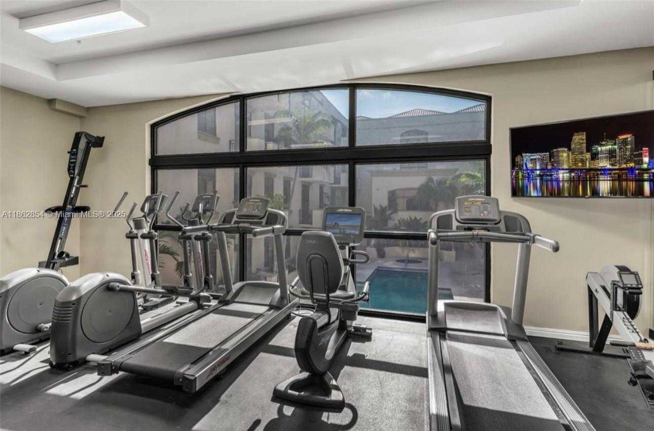Small Image of 1805 PONCE DE LEON BLVD #526, Coral Gables Number 26