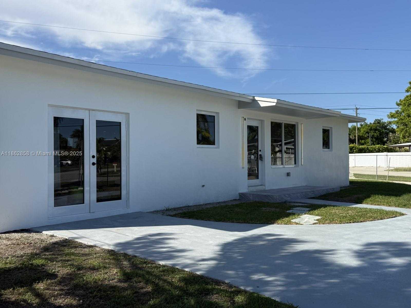 Small Image of 11805 SOUTH WEST 185TH ST, Miami Number 8
