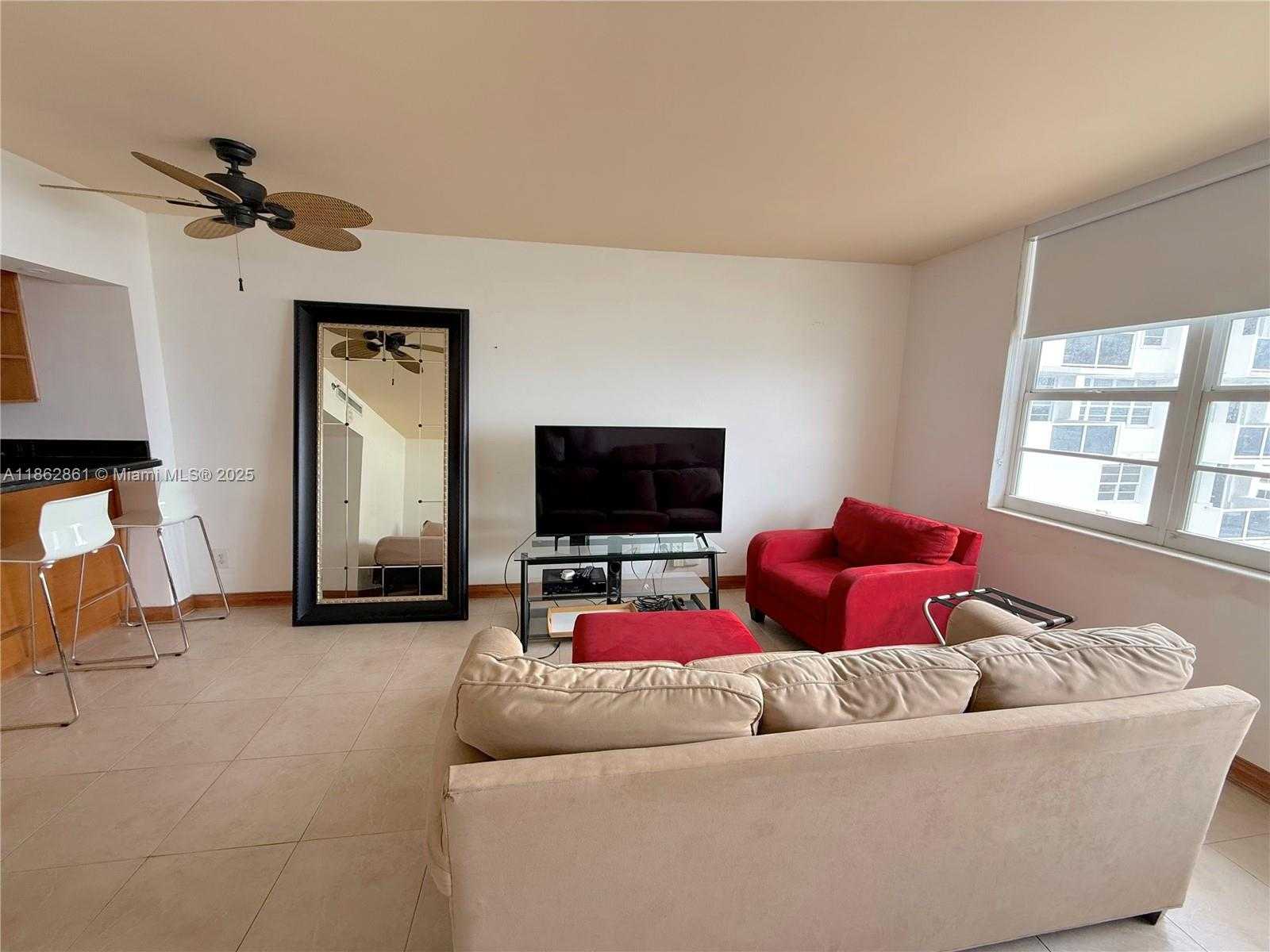 Small Image of 100 LINCOLN RD #1405, Miami Beach Number 5