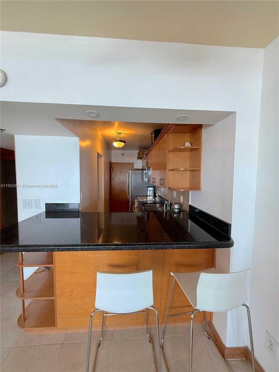 Small Image of 100 LINCOLN RD #1405, Miami Beach Number 6