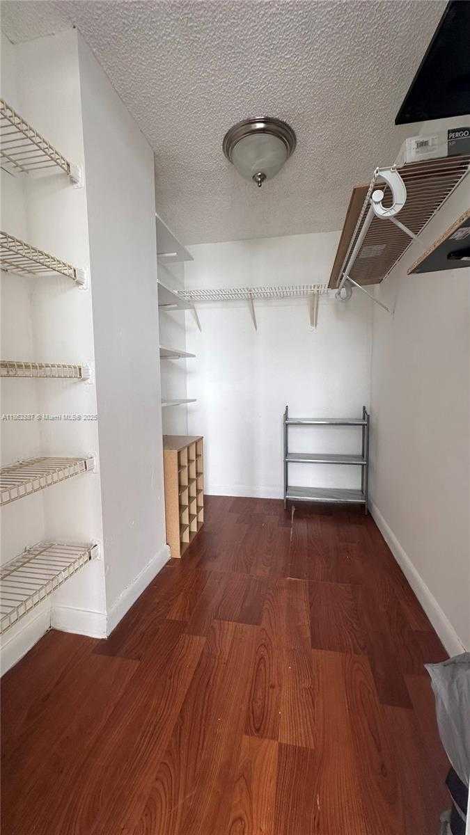 Small Image of 17021 NORTH BAY RD #809, Sunny Isles Beach Number 7