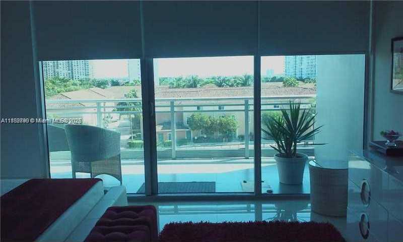 Small Image of 2950 NORTH EAST 188TH ST #304, Aventura Number 10