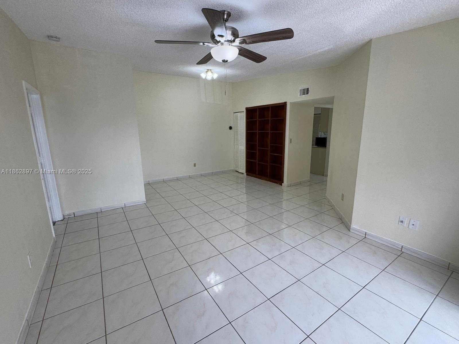 Small Image of 9707 HAMMOCKS BLVD #205, Miami Number 16
