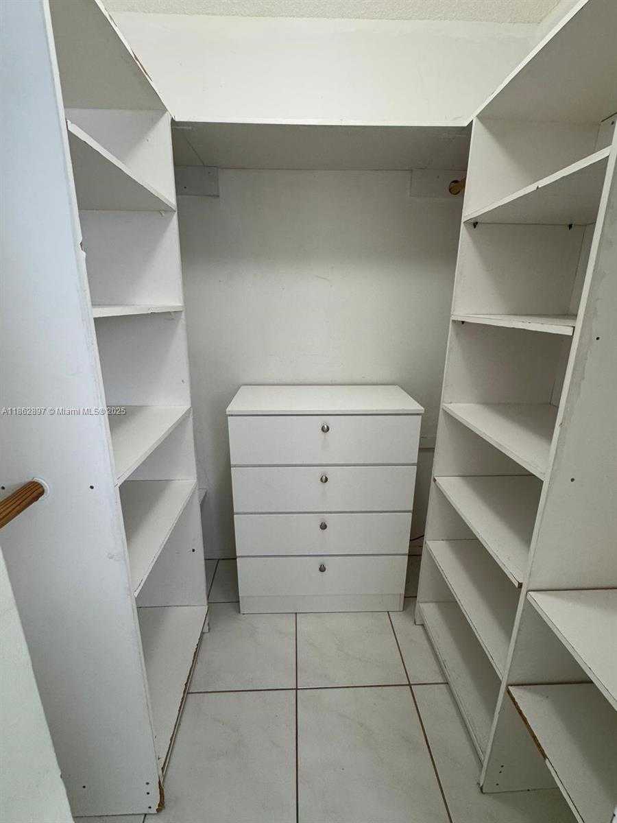 Small Image of 9707 HAMMOCKS BLVD #205, Miami Number 27