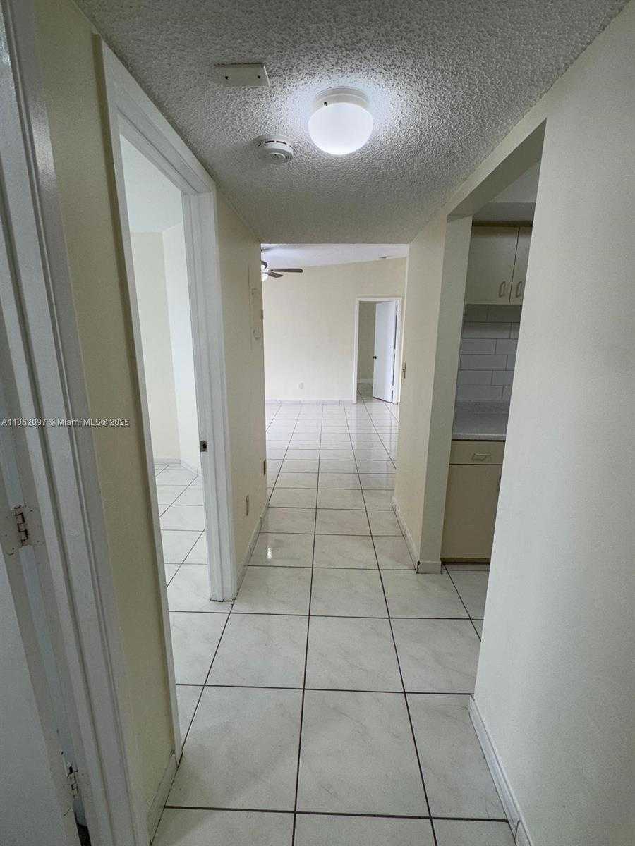 Small Image of 9707 HAMMOCKS BLVD #205, Miami Number 5