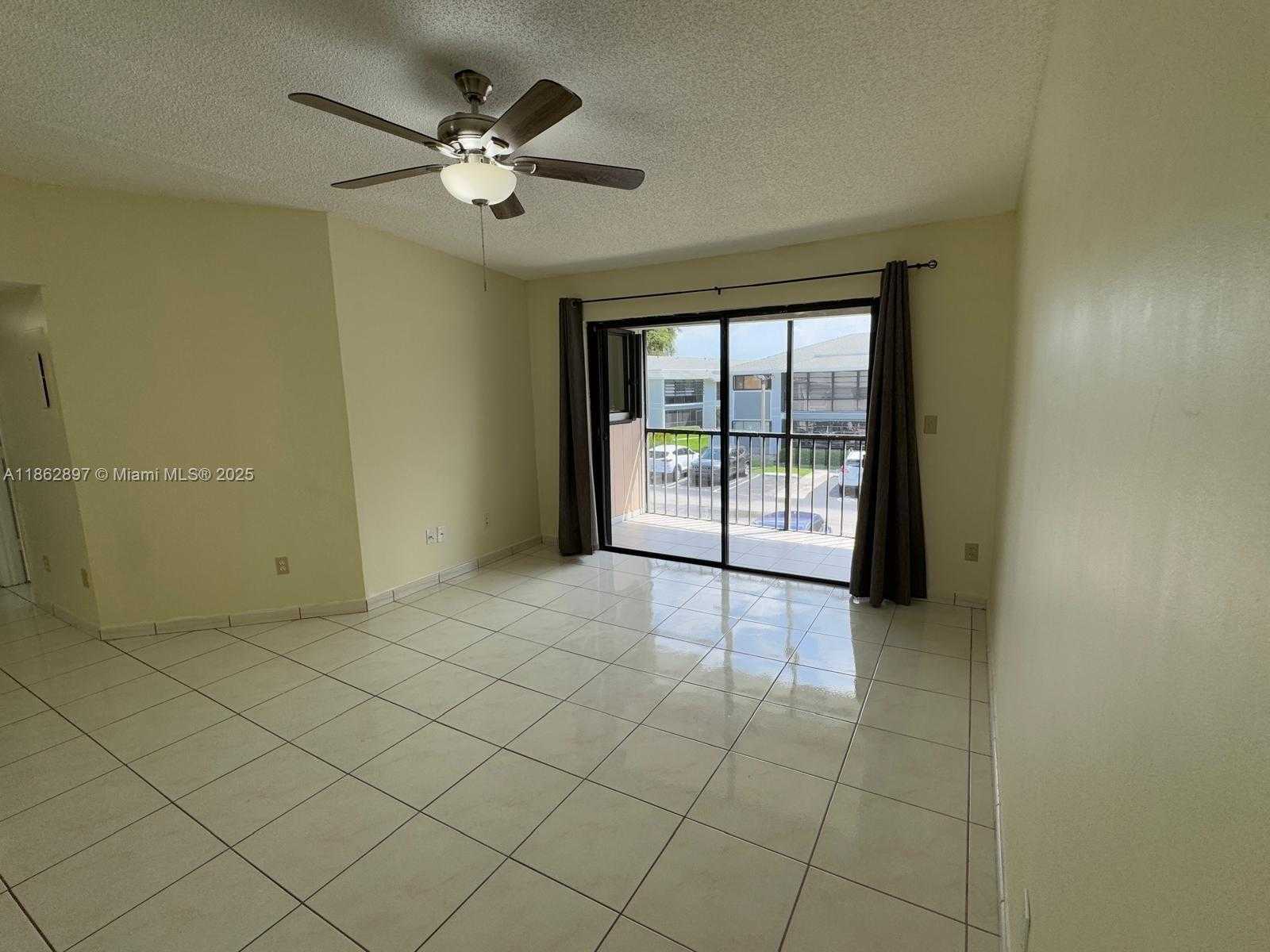 Small Image of 9707 HAMMOCKS BLVD #205, Miami Number 8