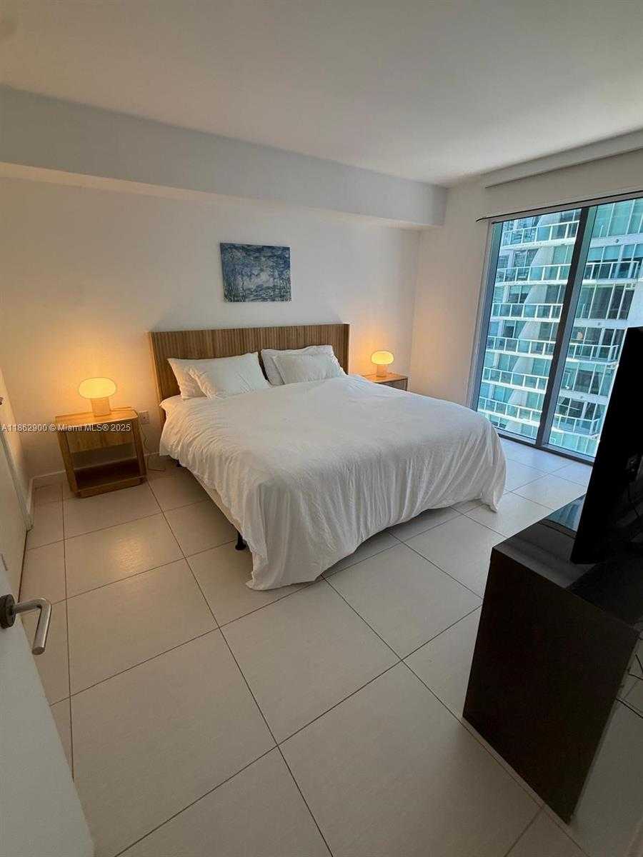 Small Image of 31 SOUTH EAST 6TH ST #1608, Miami Number 14