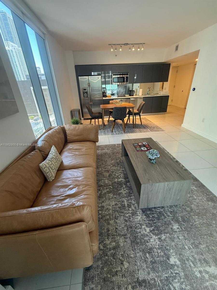 Small Image of 31 SOUTH EAST 6TH ST #1608, Miami Number 26