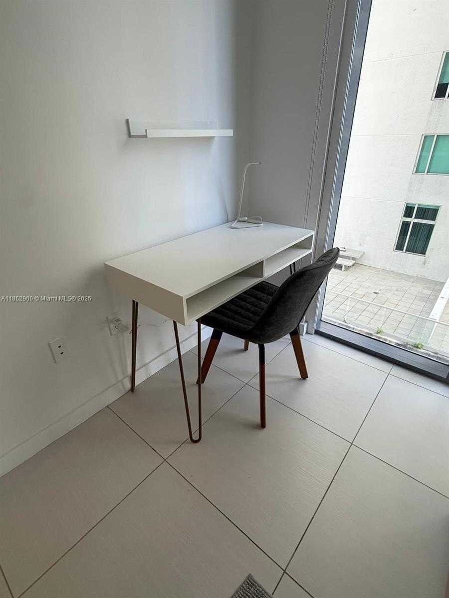 Small Image of 31 SOUTH EAST 6TH ST #1608, Miami Number 35