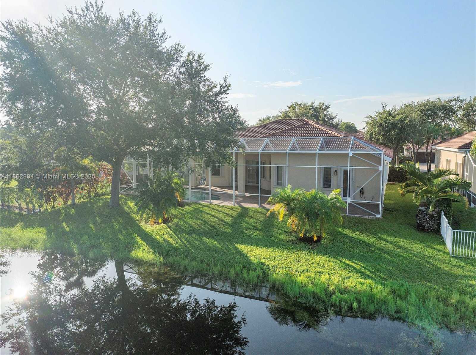 Small Image of 12211 NORTH WEST 49TH ST, Coral Springs Number 32