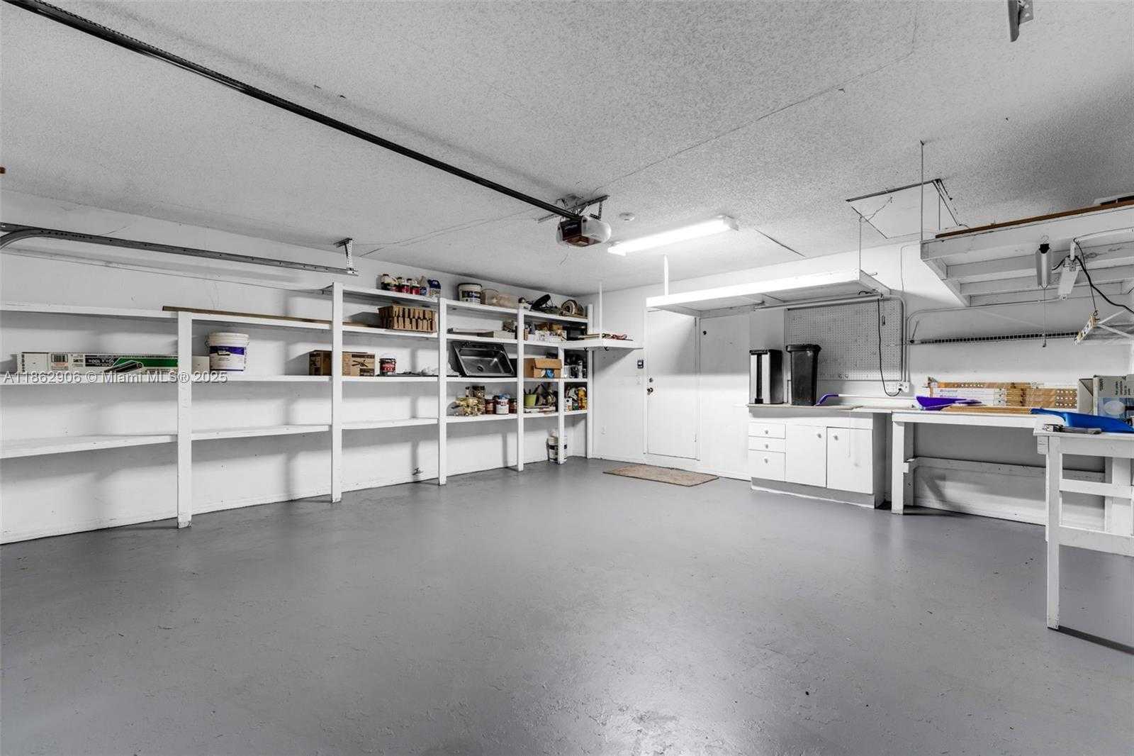 Small Image of 8131 SOUTH WEST 90TH AVE, Miami Number 26