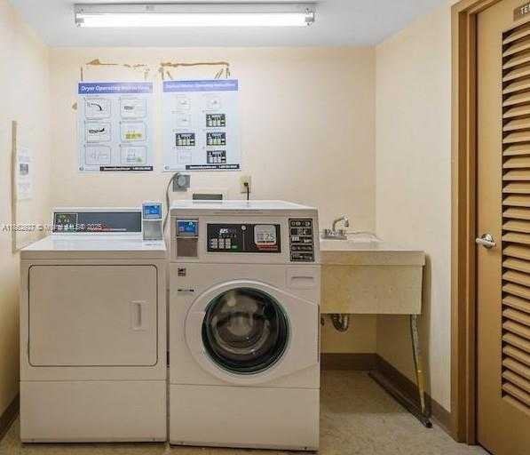 Small Image of 20301 WEST COUNTRY CLUB DR #1025, Aventura Number 13