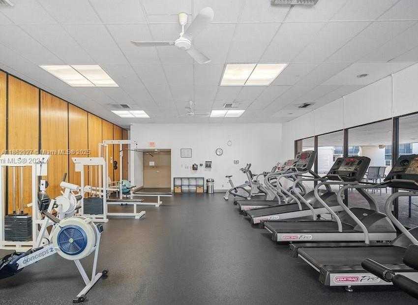 Small Image of 20301 WEST COUNTRY CLUB DR #1025, Aventura Number 16