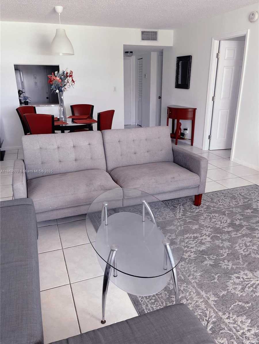 Small Image of 1817 SOUTH OCEAN DR #419, Hallandale Beach Number 6
