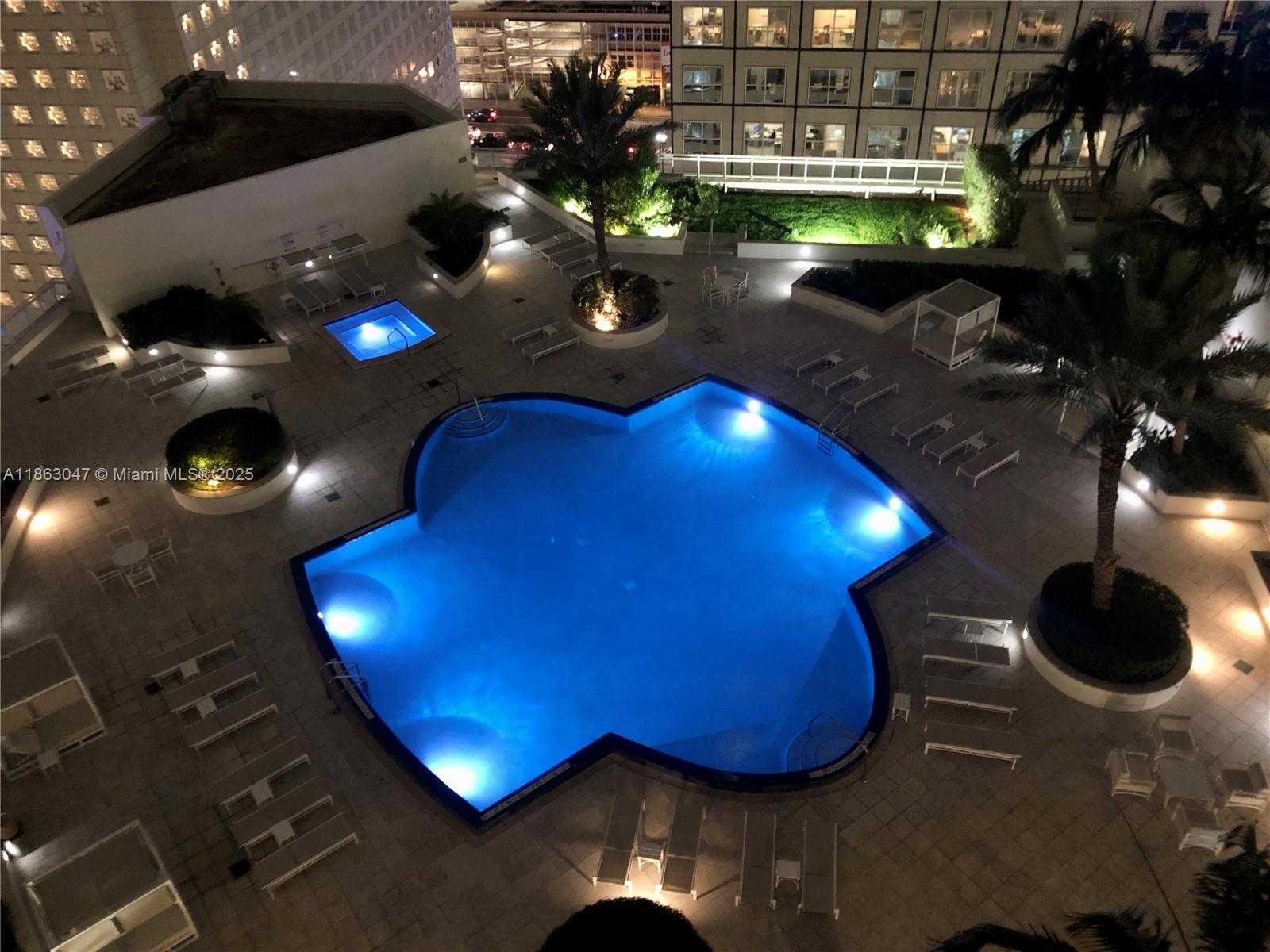 Small Image of 300 SOUTH BISCAYNE BLVD #T-1803, Miami Number 10