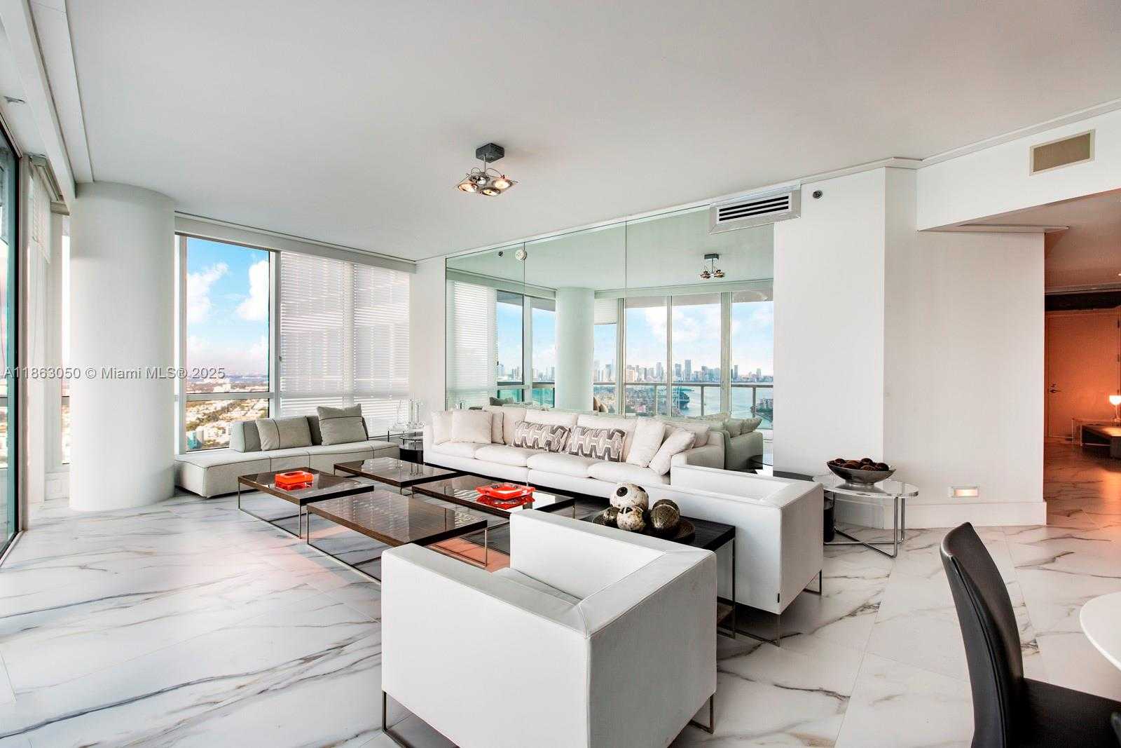 Small Image of 100 SOUTH POINTE DR #3701, Miami Beach Number 7