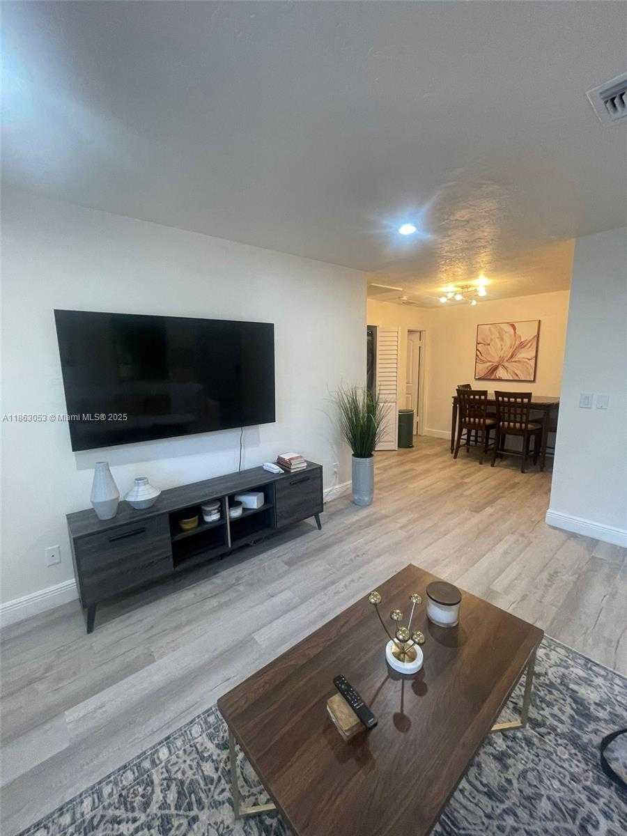 Small Image of 1736 NORTH 16TH CT #A, Hollywood Number 3