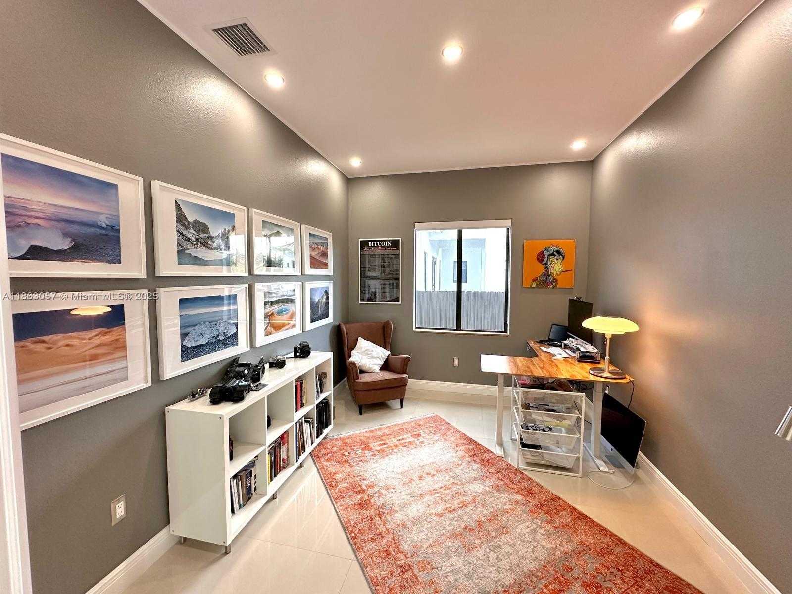 Small Image of 15750 SOUTH WEST 90TH AVE, Palmetto Bay Number 17