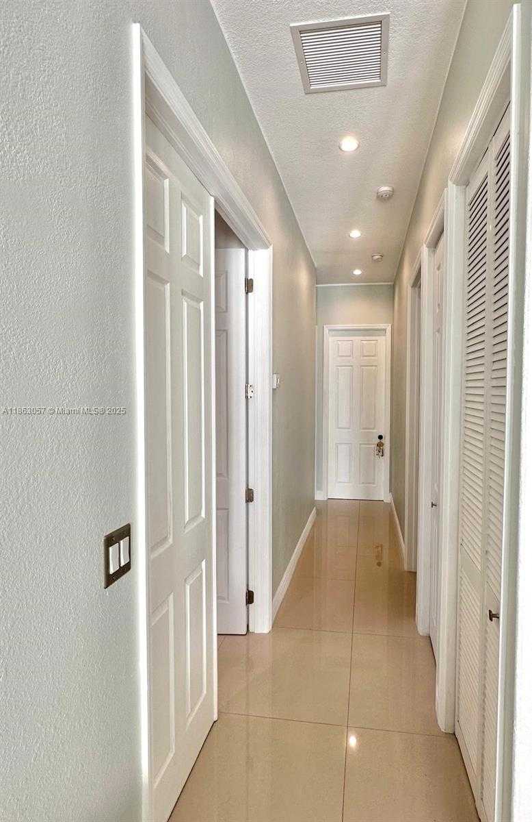 Small Image of 15750 SOUTH WEST 90TH AVE, Palmetto Bay Number 27