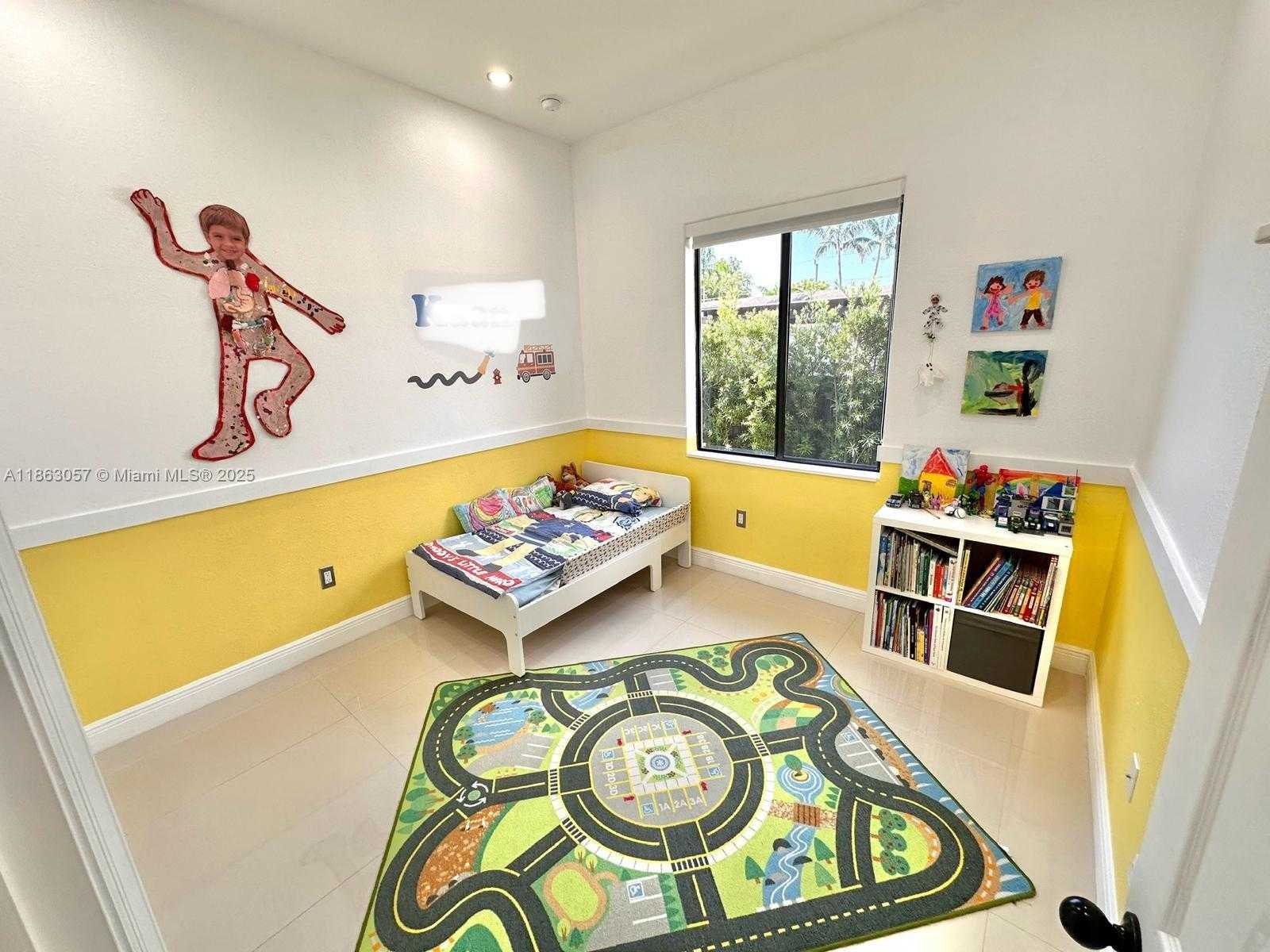 Small Image of 15750 SOUTH WEST 90TH AVE, Palmetto Bay Number 29