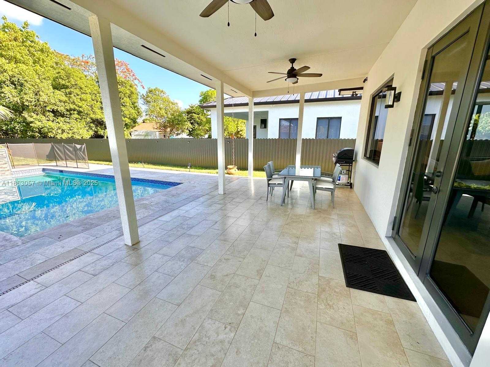 Small Image of 15750 SOUTH WEST 90TH AVE, Palmetto Bay Number 44