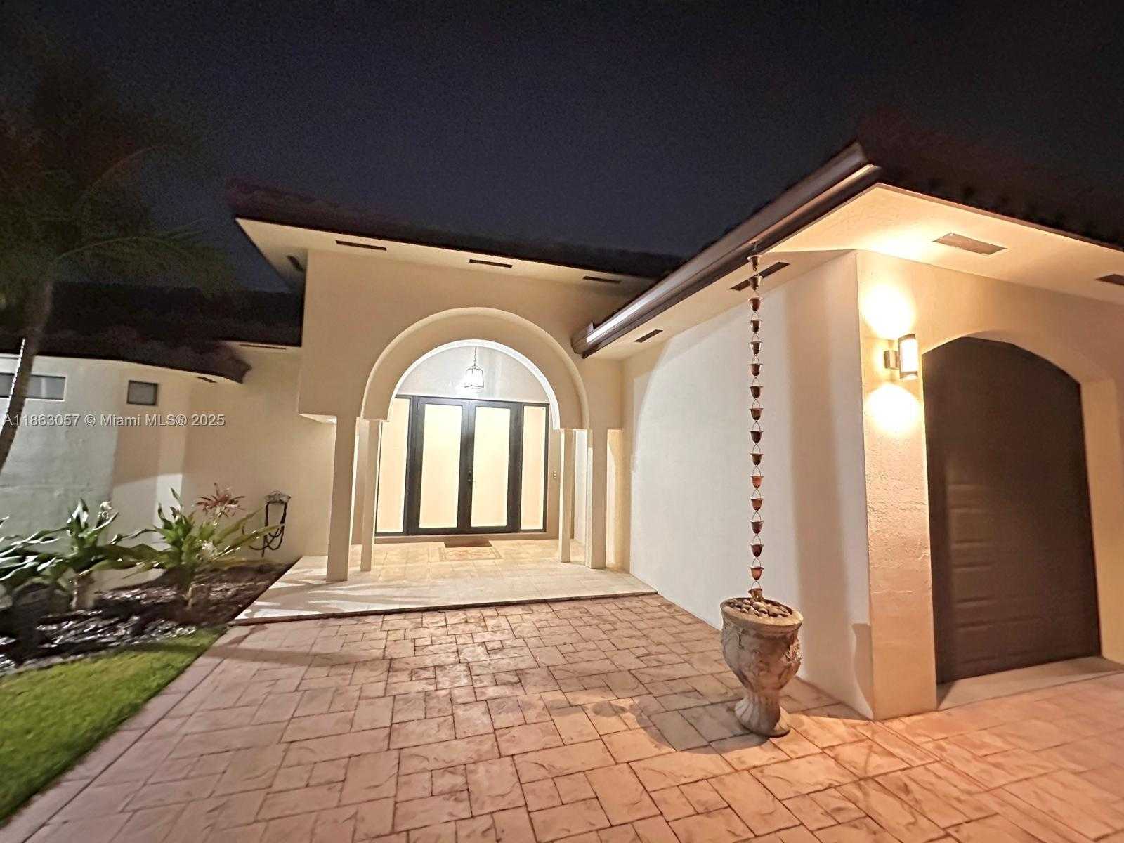 Small Image of 15750 SOUTH WEST 90TH AVE, Palmetto Bay Number 60
