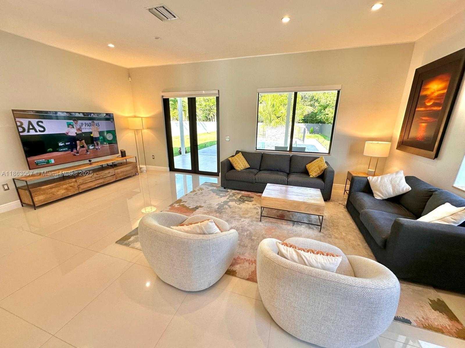 Small Image of 15750 SOUTH WEST 90TH AVE, Palmetto Bay Number 7