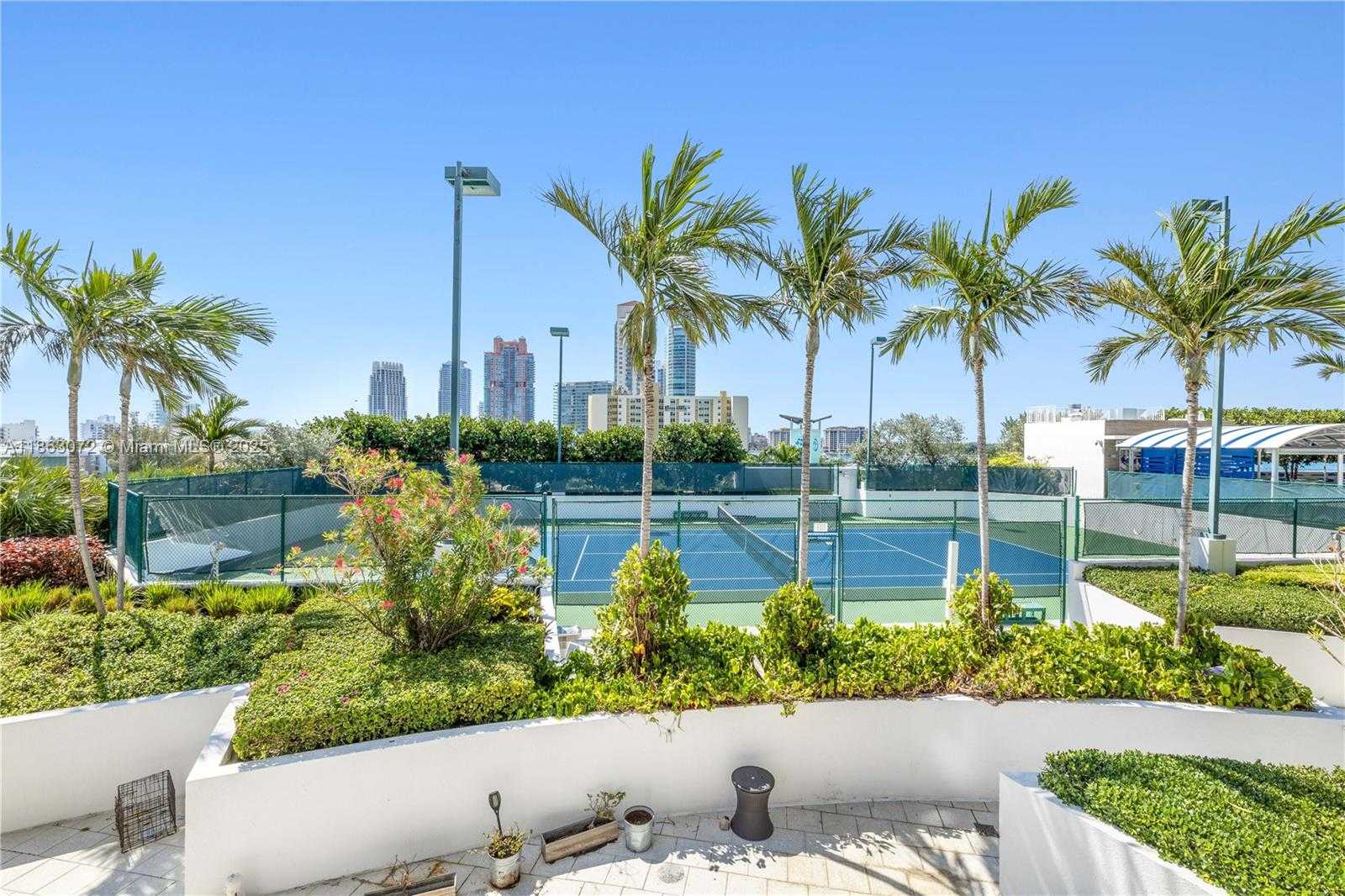 Small Image of 400 ALTON RD #610, Miami Beach Number 10