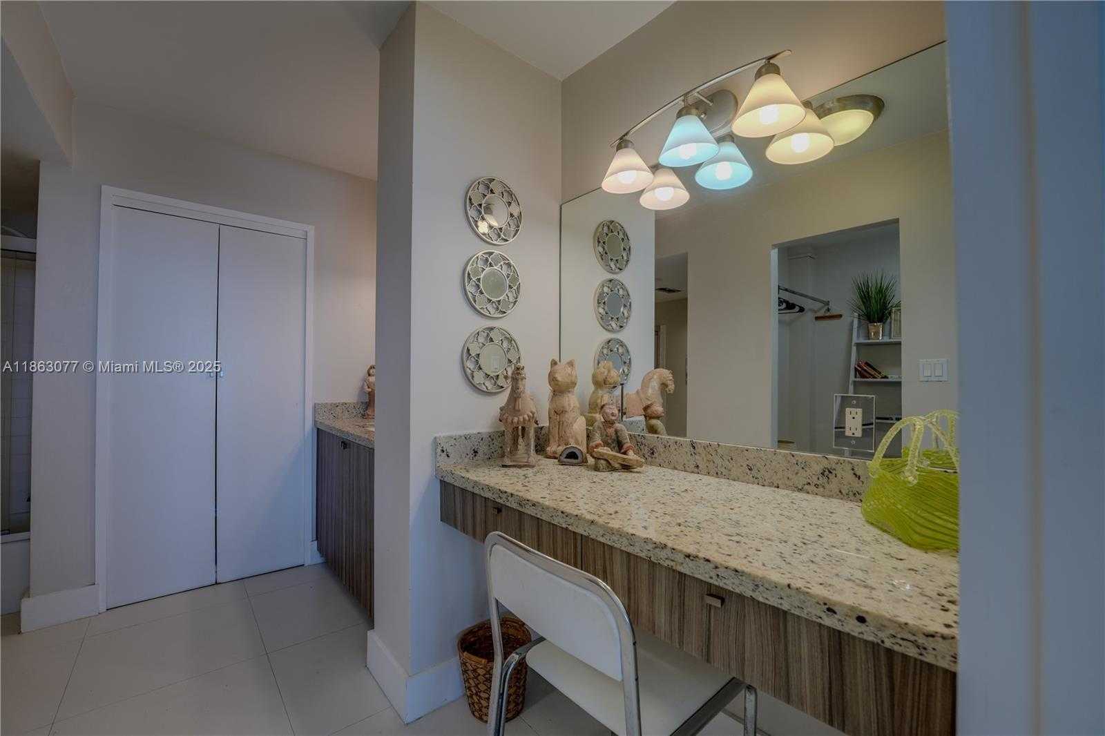 Small Image of 1817 SOUTH OCEAN DR #515, Hallandale Beach Number 19