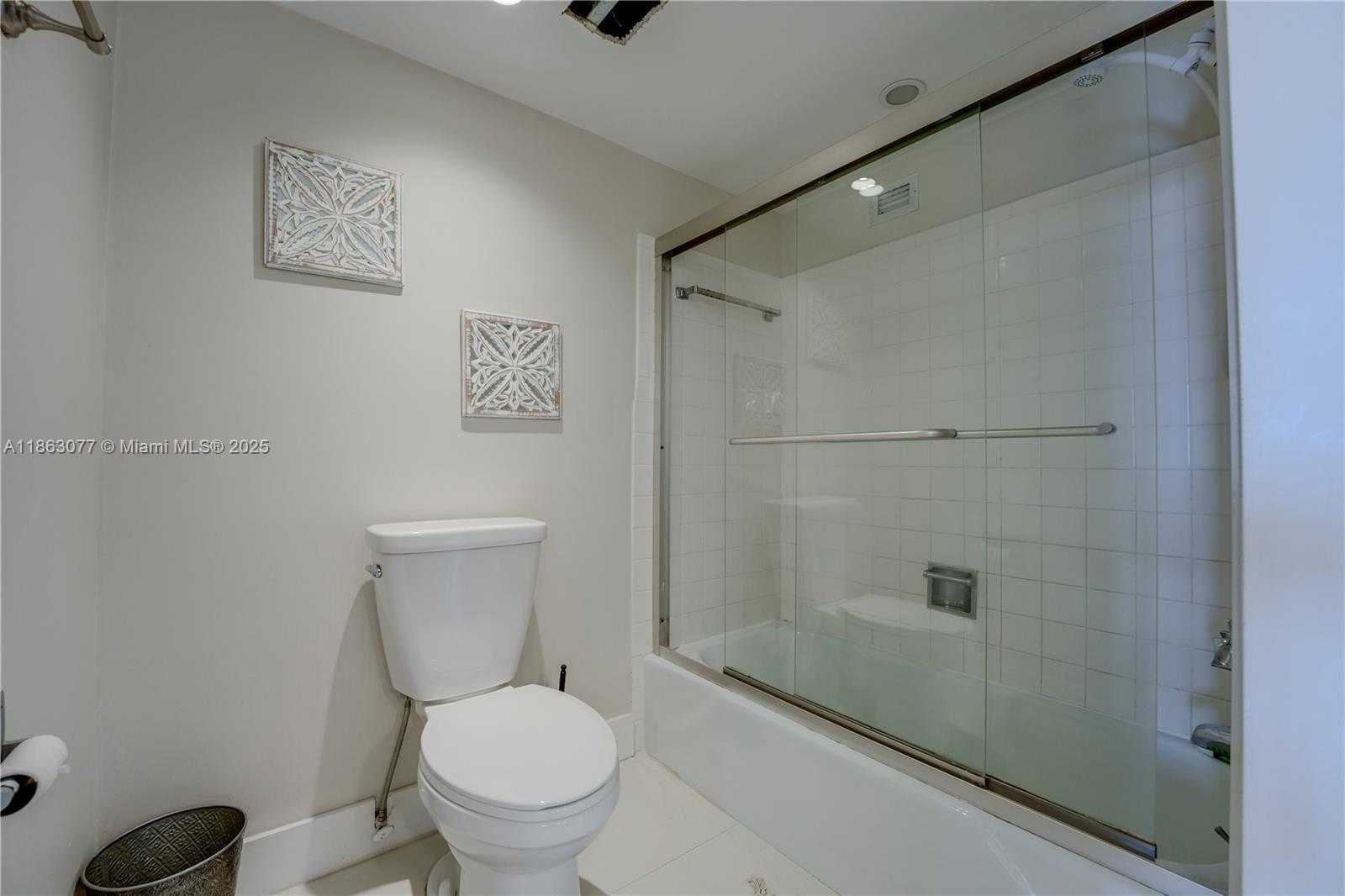 Small Image of 1817 SOUTH OCEAN DR #515, Hallandale Beach Number 20