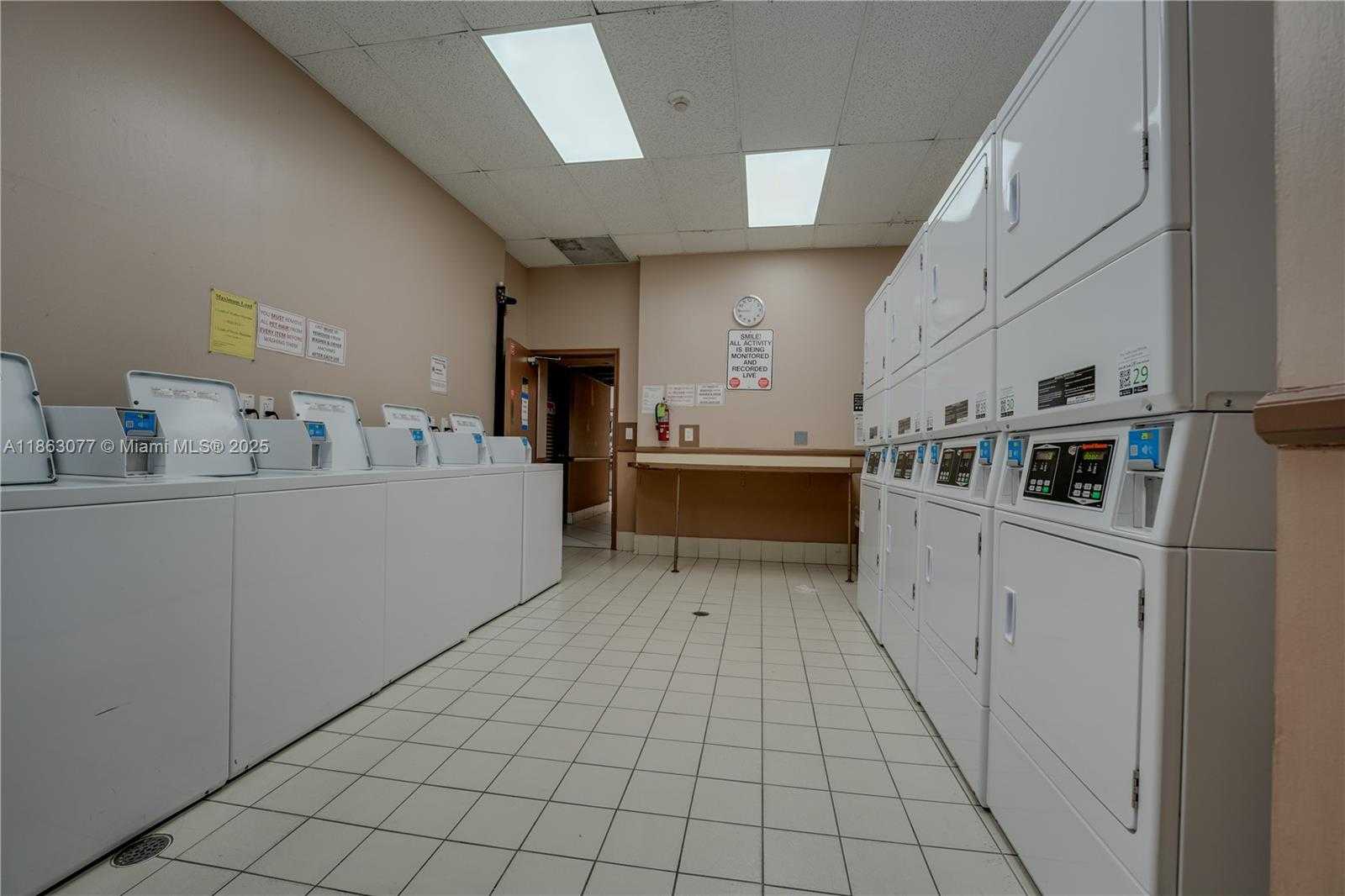 Small Image of 1817 SOUTH OCEAN DR #515, Hallandale Beach Number 31