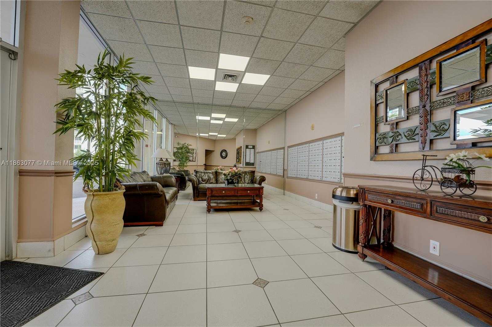 Small Image of 1817 SOUTH OCEAN DR #515, Hallandale Beach Number 32