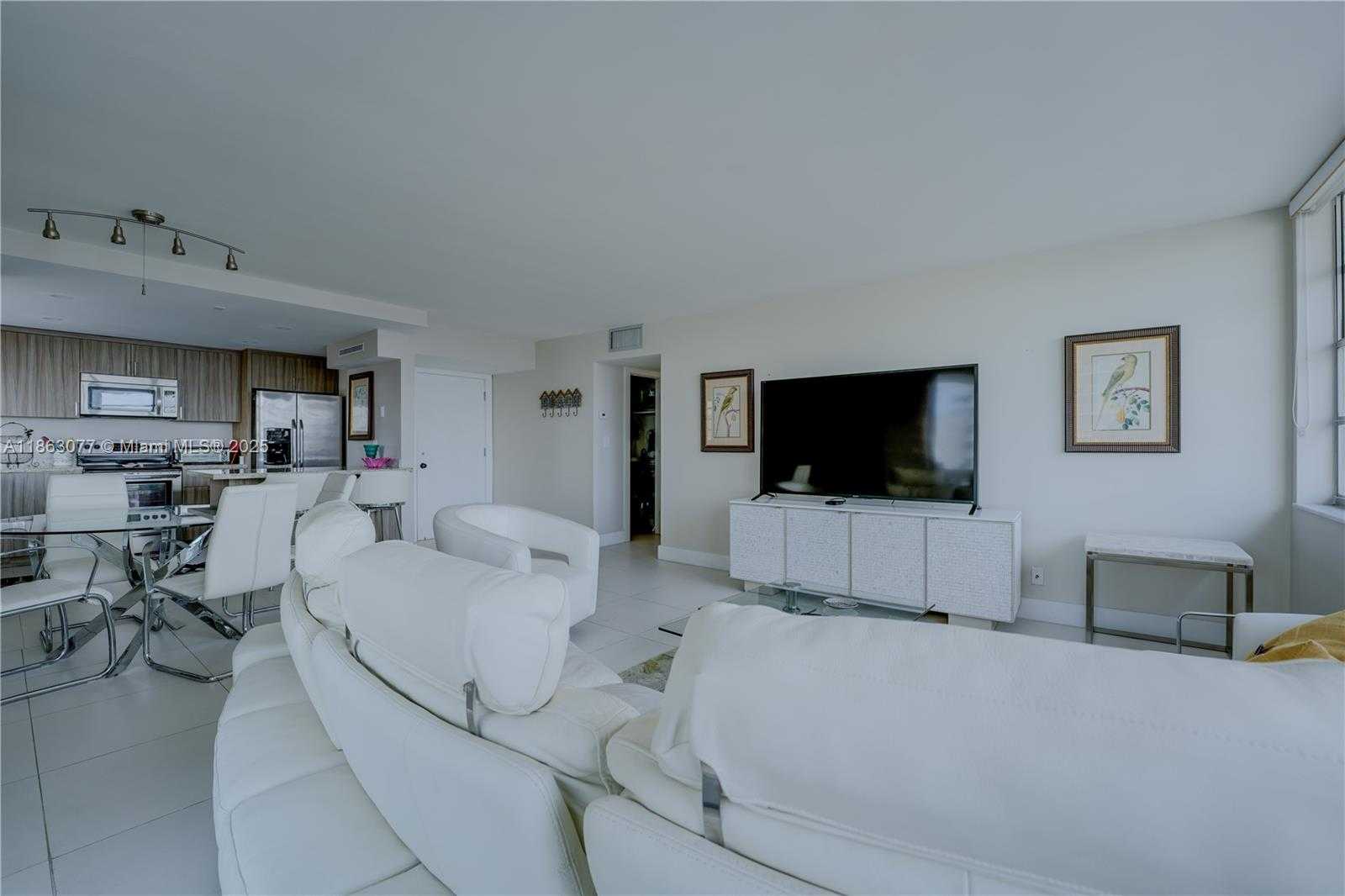 Small Image of 1817 SOUTH OCEAN DR #515, Hallandale Beach Number 5