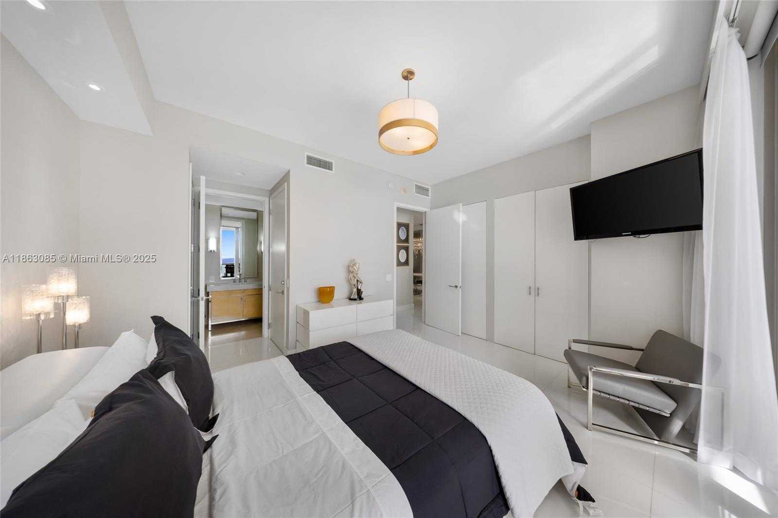 Small Image of 9701 COLLINS AVENUE #1204, Bal Harbour Number 34