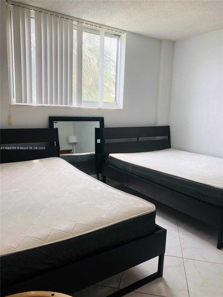 Small Image of 19380 COLLINS AVE #210, Sunny Isles Beach Number 8