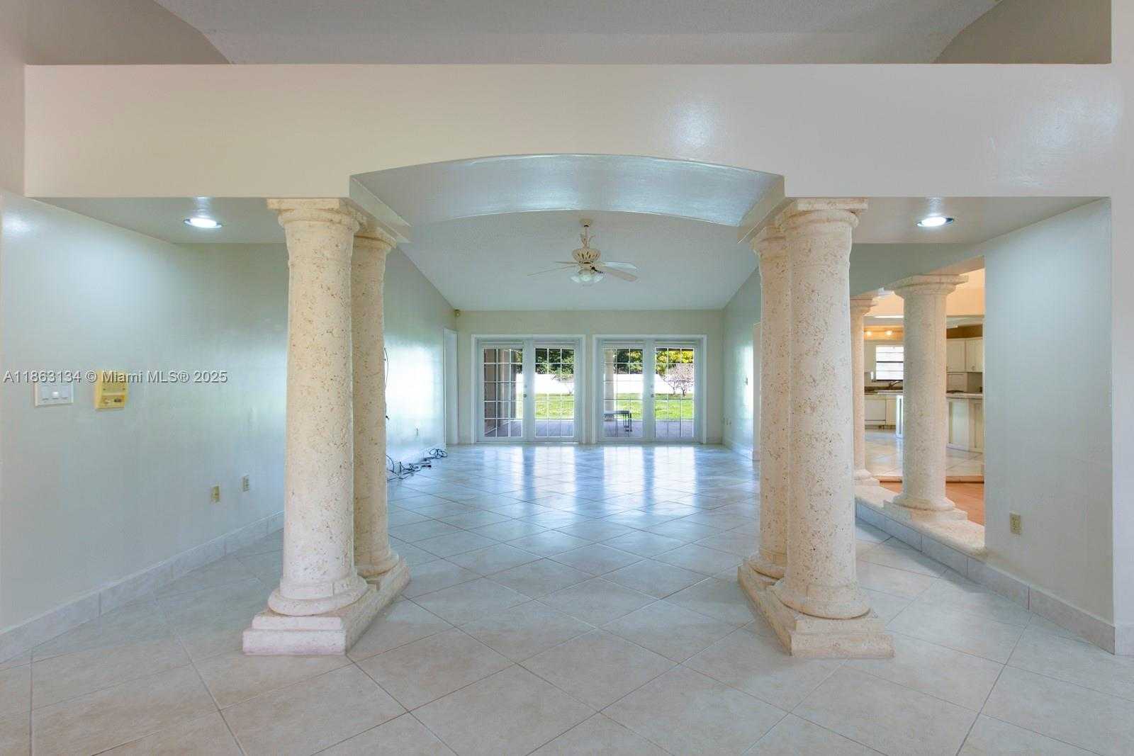 Small Image of 161 SOUTH WEST 129TH AVE, Miami Number 13