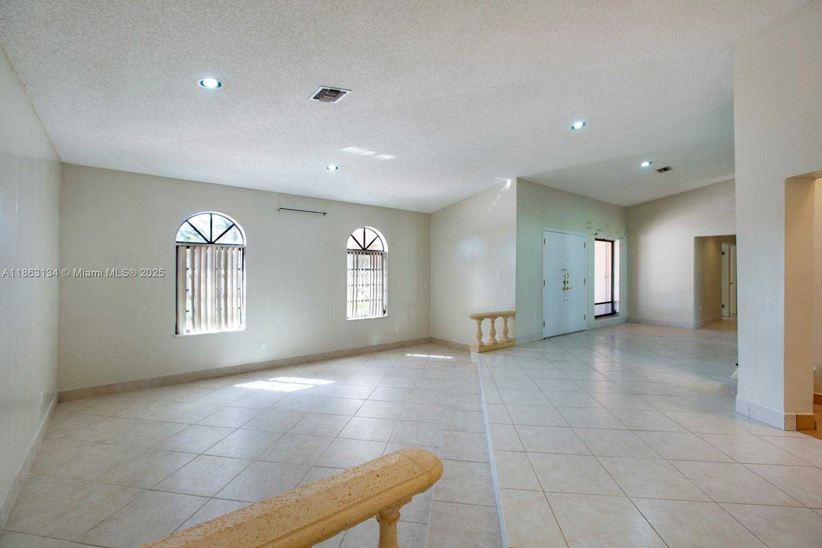 Small Image of 161 SOUTH WEST 129TH AVE, Miami Number 16