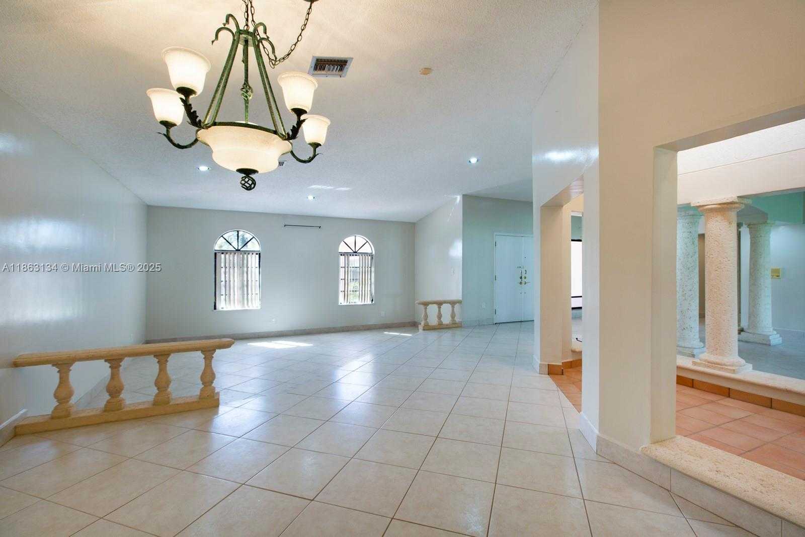 Small Image of 161 SOUTH WEST 129TH AVE, Miami Number 17